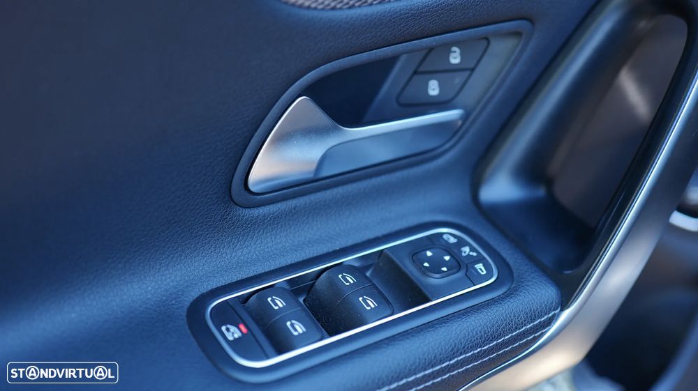 Mercedes-Benz CLA 180 d Shooting Brake Progressive Aut. - 31