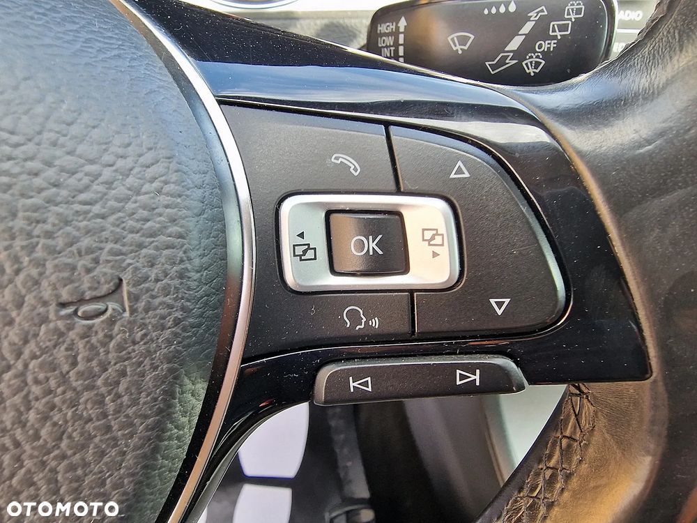 Volkswagen Golf VII 1.6 TDI BMT Comfortline - 18