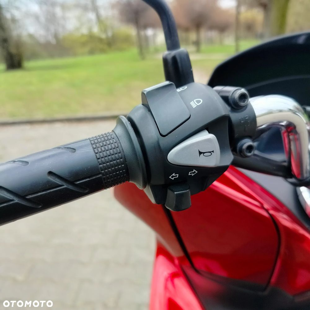 Honda PCX - 10