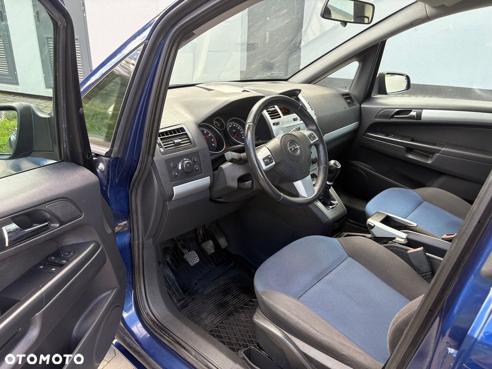 Opel Zafira 1.8 Essentia EU5 - 10