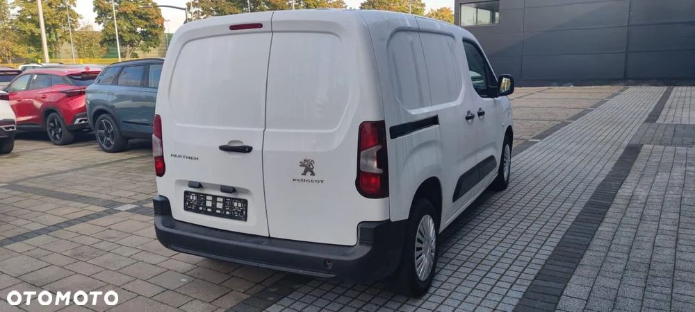 Peugeot PARTNER - 4