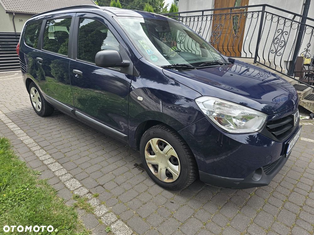 Dacia Lodgy 1.6 MPI 85 Prestige - 24