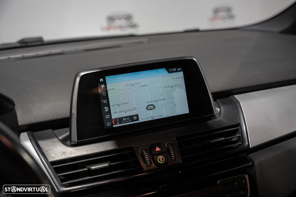 BMW 216 Gran Tourer d Advantage Auto - 29