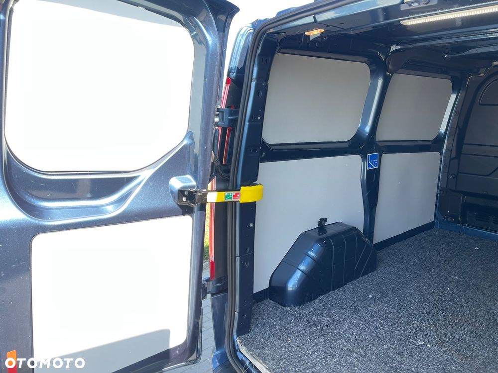 Ford Transit Custom - 19