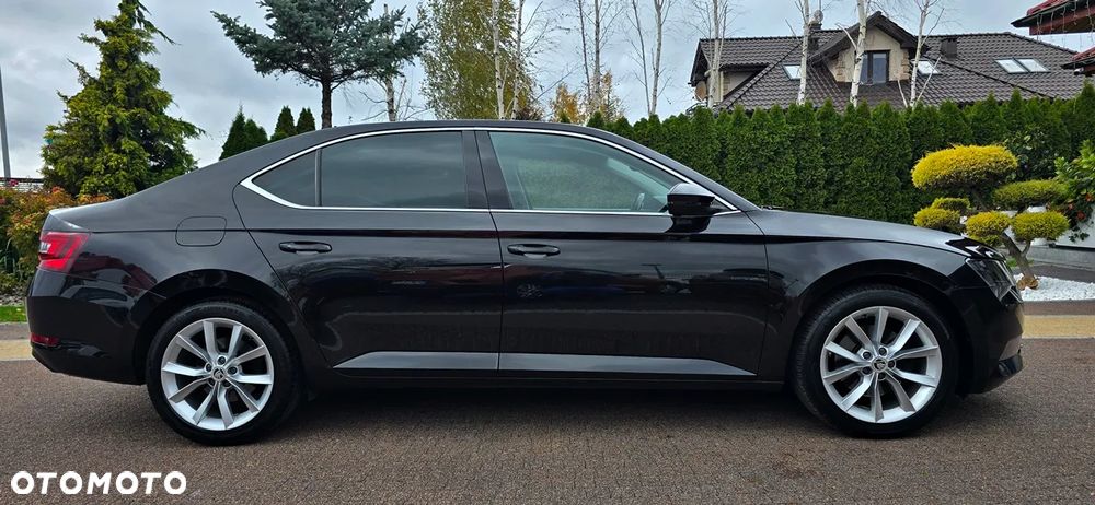 Skoda Superb 1.4 TSI ACT Sportline - 10
