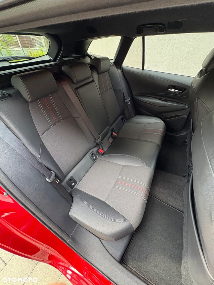 Toyota Corolla 2.0 Hybrid GR Sport - 10