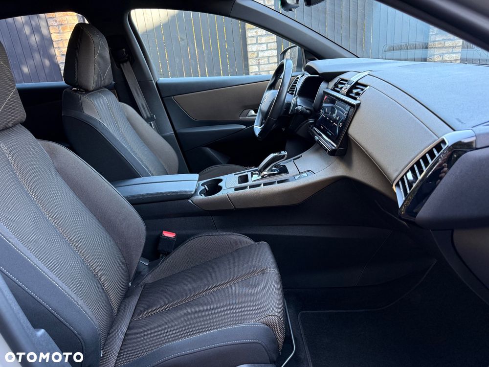 DS Automobiles DS 7 Crossback - 33