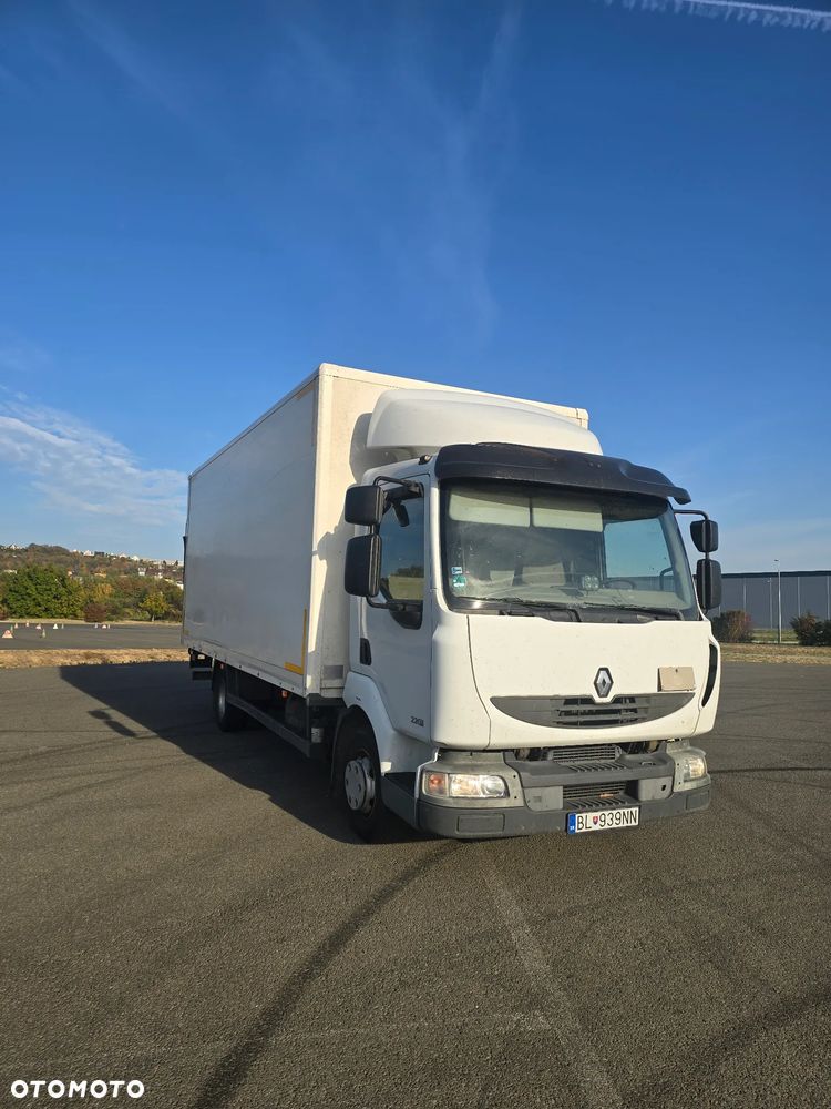 Renault Midlum