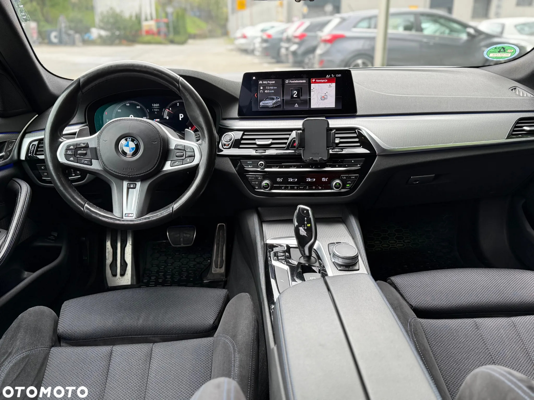 BMW Seria 5 520d M Sport - 16