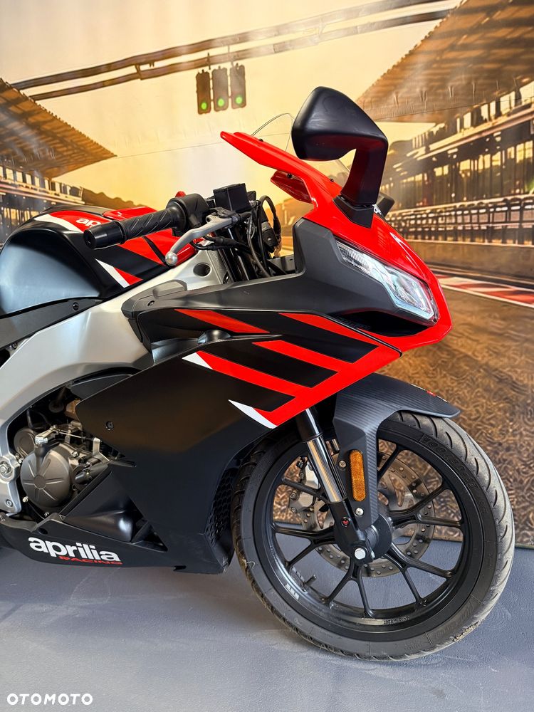 Aprilia RS - 12