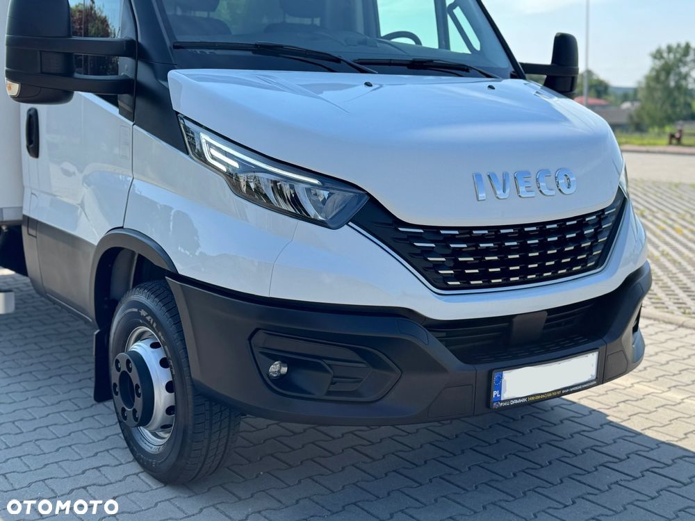 Iveco Daily‼️72C18‼️2021r 3.0 HI-MATIC Chłodnia/Mroźnia zakres -32C THERMO KING V-500 MAX Źródło Zasilania 400V Grube Ściany/Podłoga Przegroda komorowa‼️ Full LED na bliźniaku Salon Polska DMC7200kg - 23
