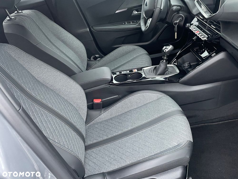 Peugeot 2008 PureTech 100 Allure - 13