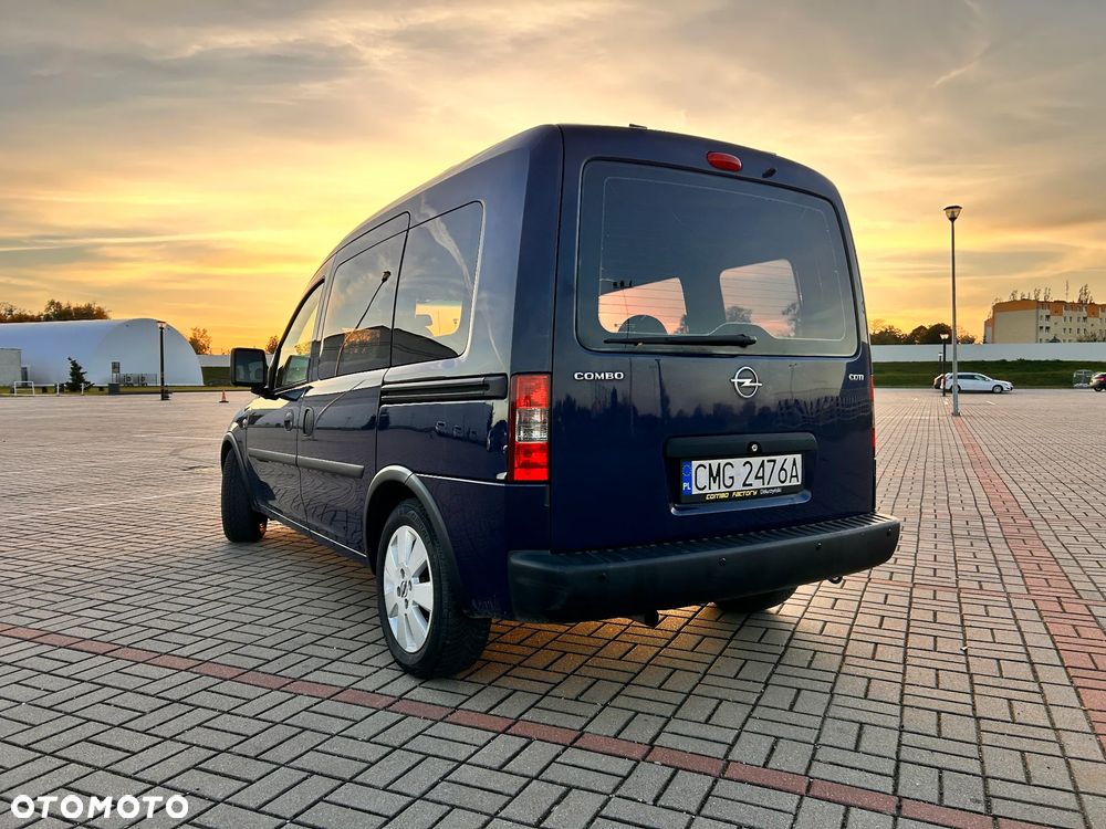 Opel Combo Tour 1.3 CDTI Cosmo - 3