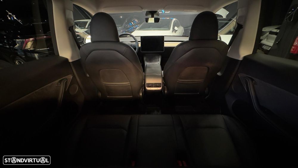Tesla Model Y Long Range Tração Integral - 41
