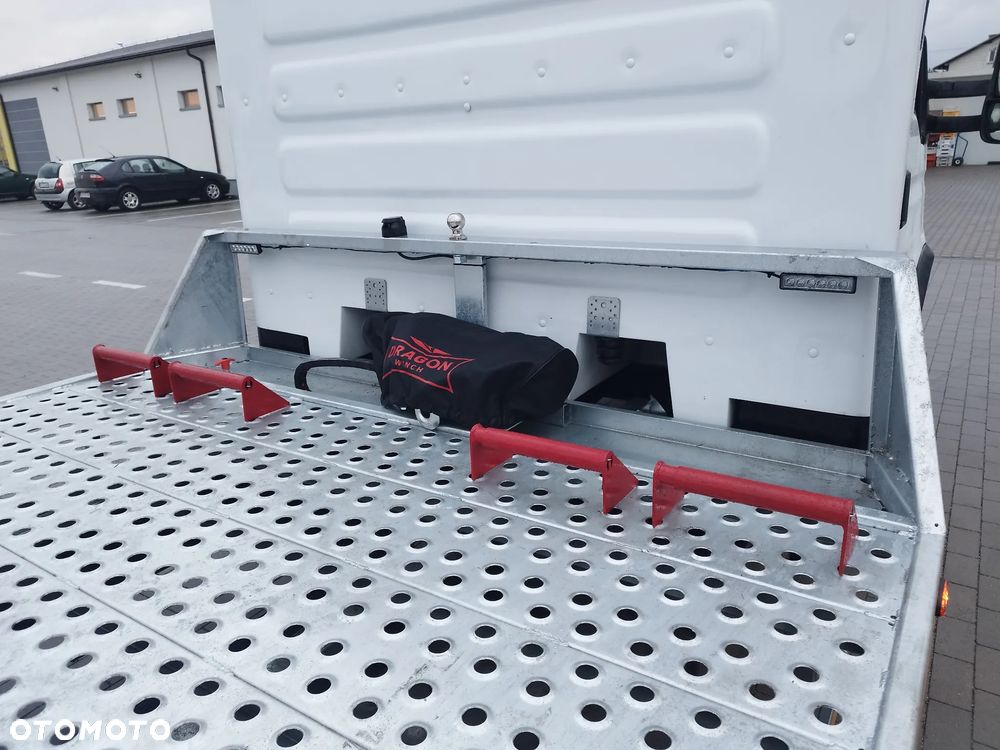Iveco DAILY - 15