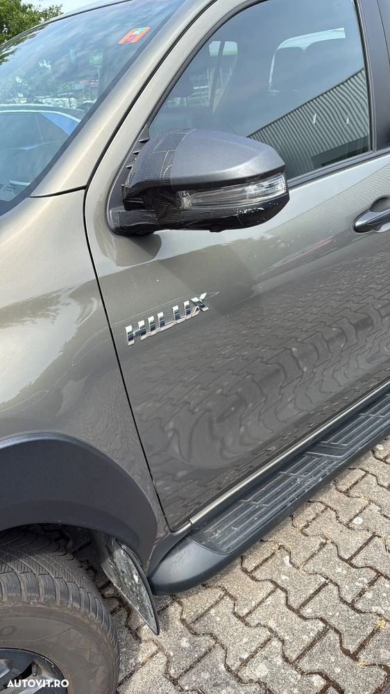 Toyota Hilux 2.8D 204CP 4x4 Double Cab AT Executive - 1