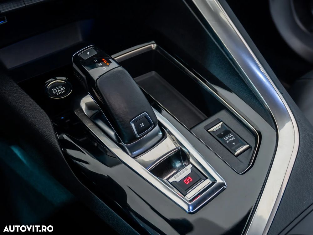 Peugeot 3008 BlueHDi 130 Stop & Start EAT8 GT Pack - 40