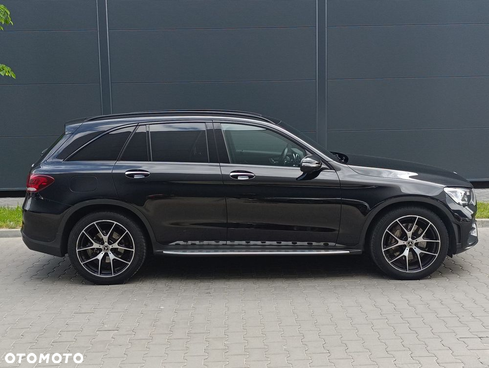 Mercedes-Benz GLC 300 d 4-Matic - 8