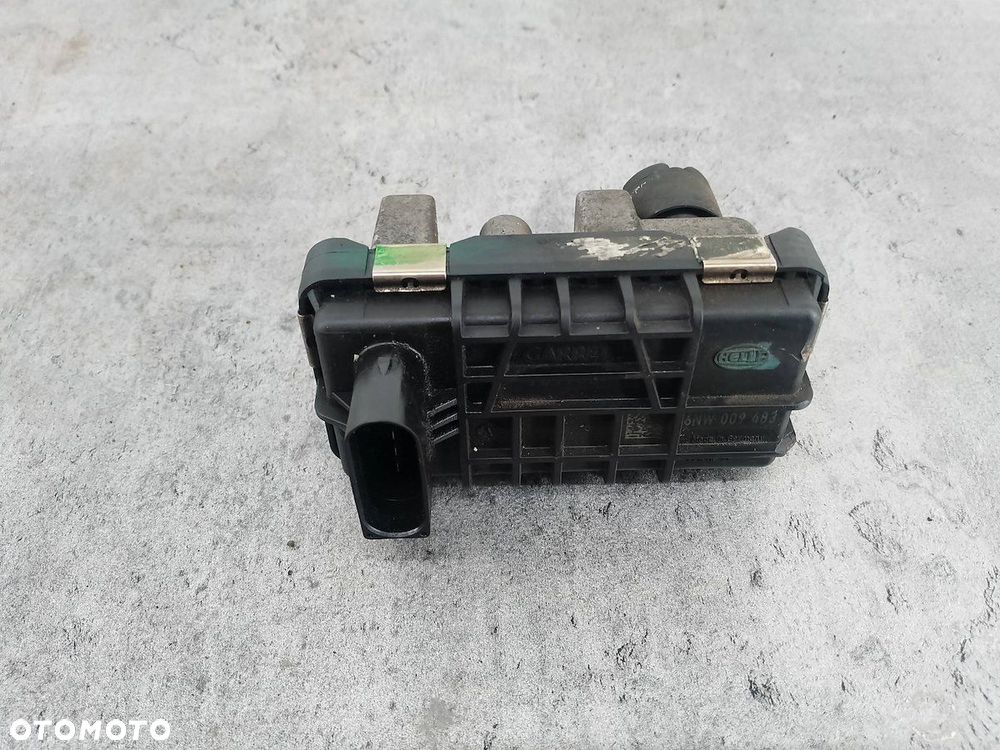 NASTAWNIK TURBINY LAND ROVER FREELANDER II 6NW009483  G-33 HELLA  2.2 - 6