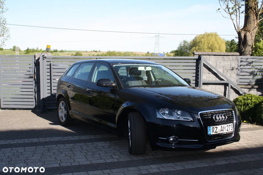 Audi A3 Sportback 1.6 Attraction - 6