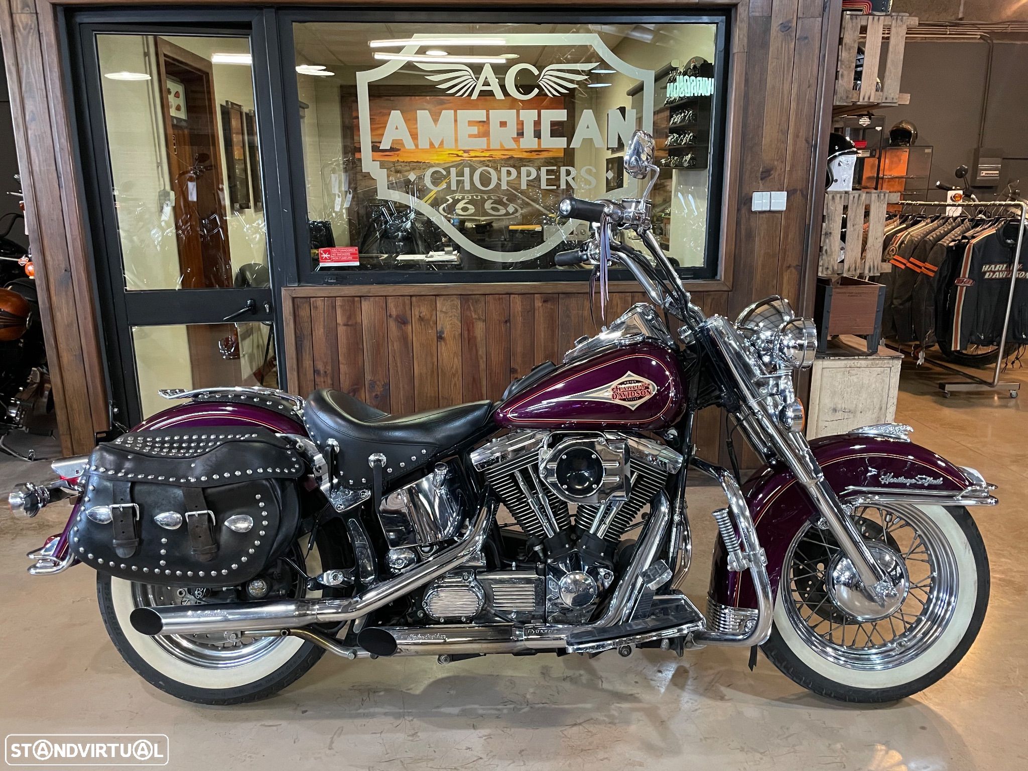 Harley-Davidson FLSTC - 1