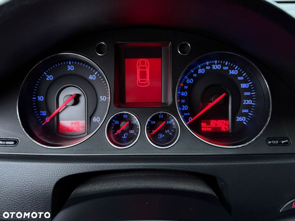 Volkswagen Passat 2.0 TDI DPF DSG Comfortline - 13