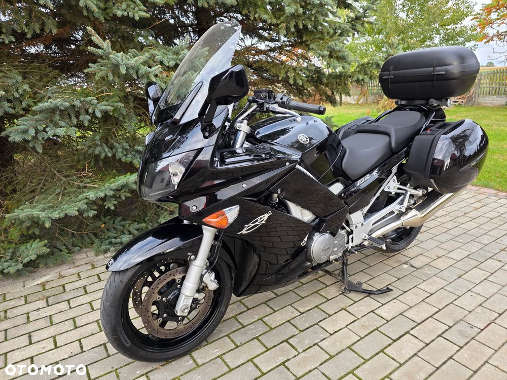Yamaha FJR - 24