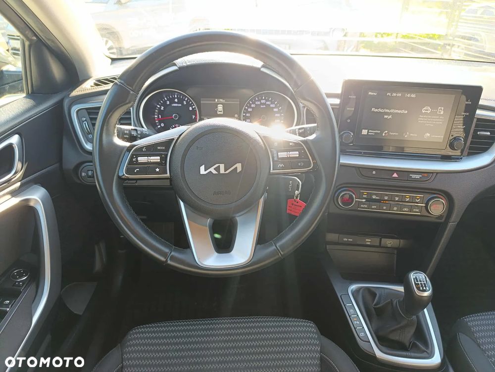 Kia XCeed 1.5 T-GDI M - 17