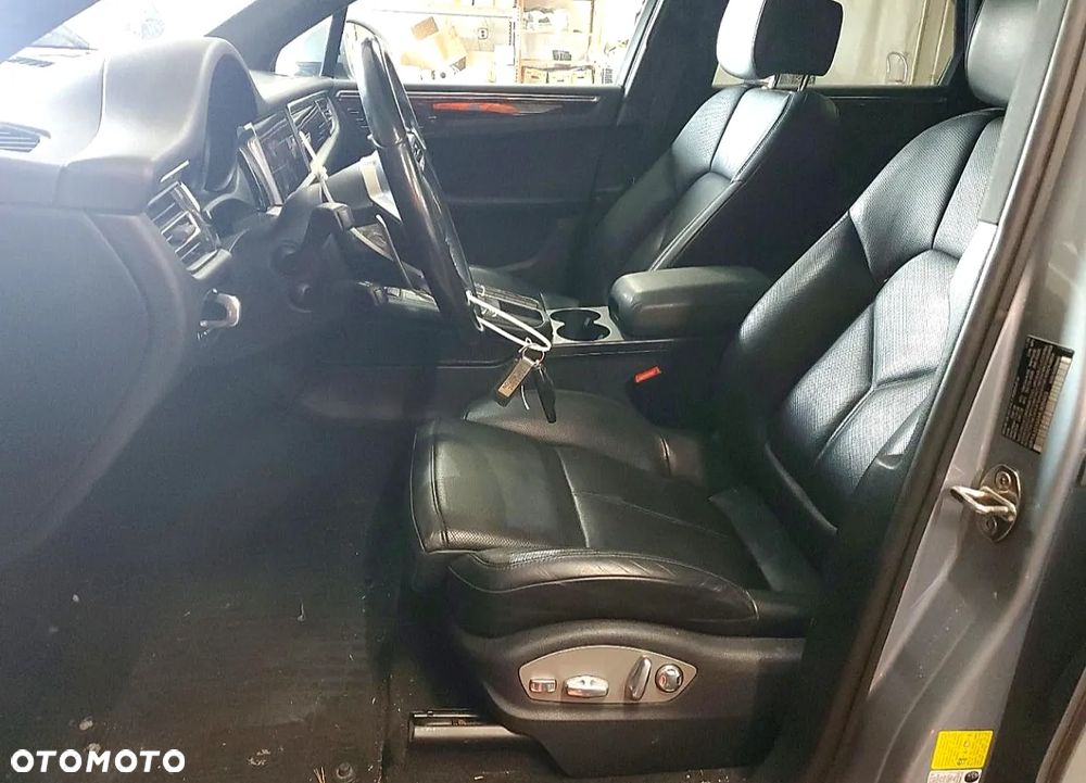 Porsche Macan - 9