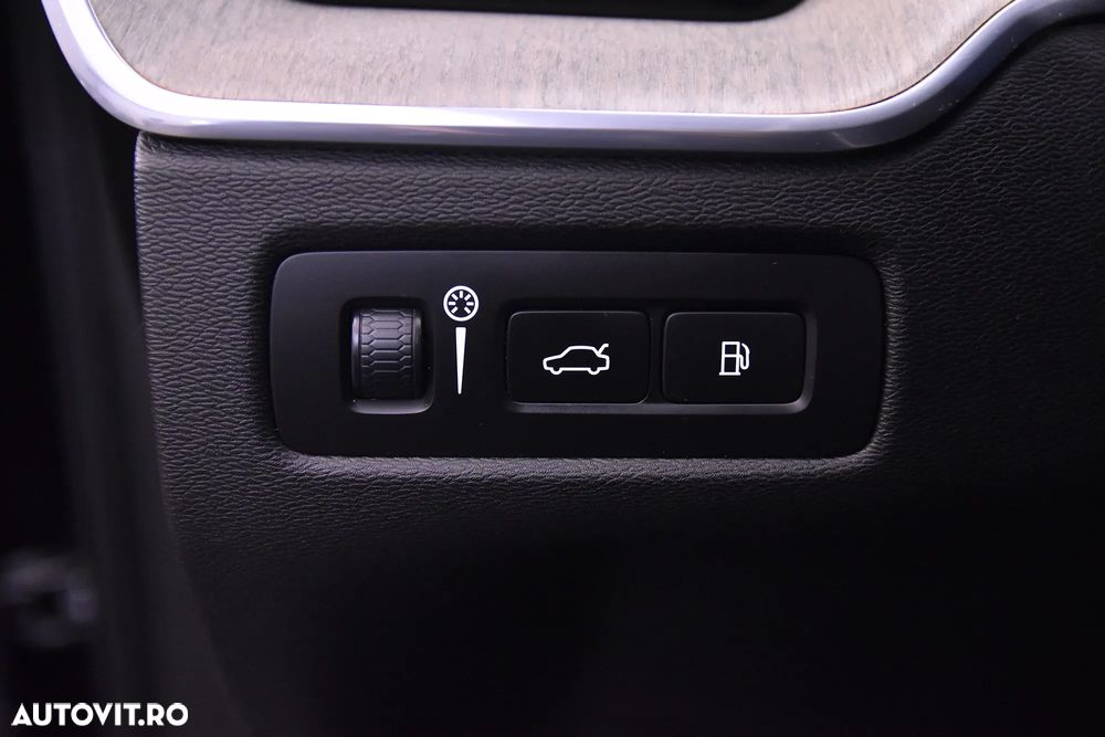 Volvo XC 60 T8 Twin Engine AWD Inscription - 15