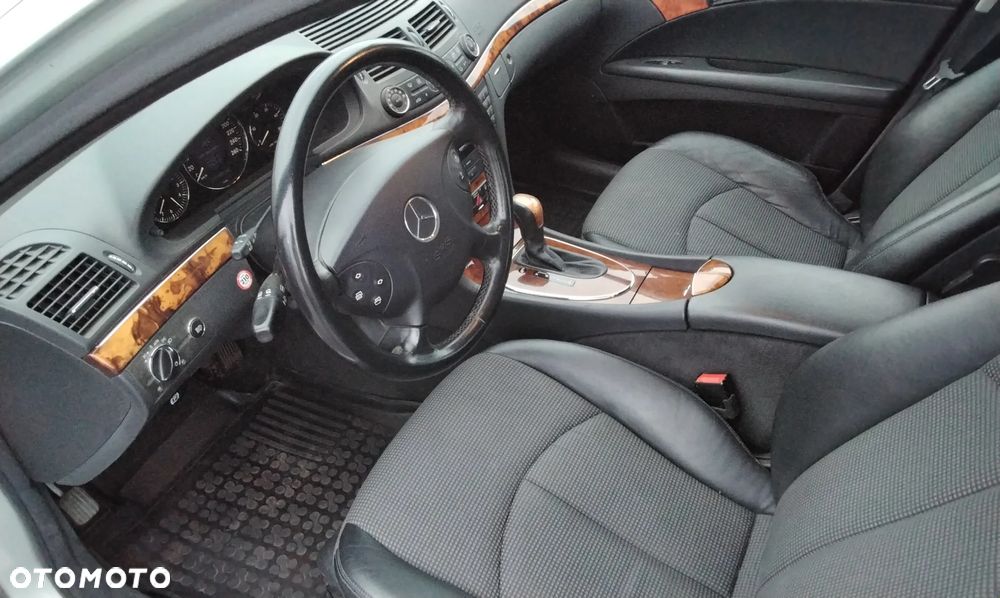 Mercedes-Benz Klasa E - 8