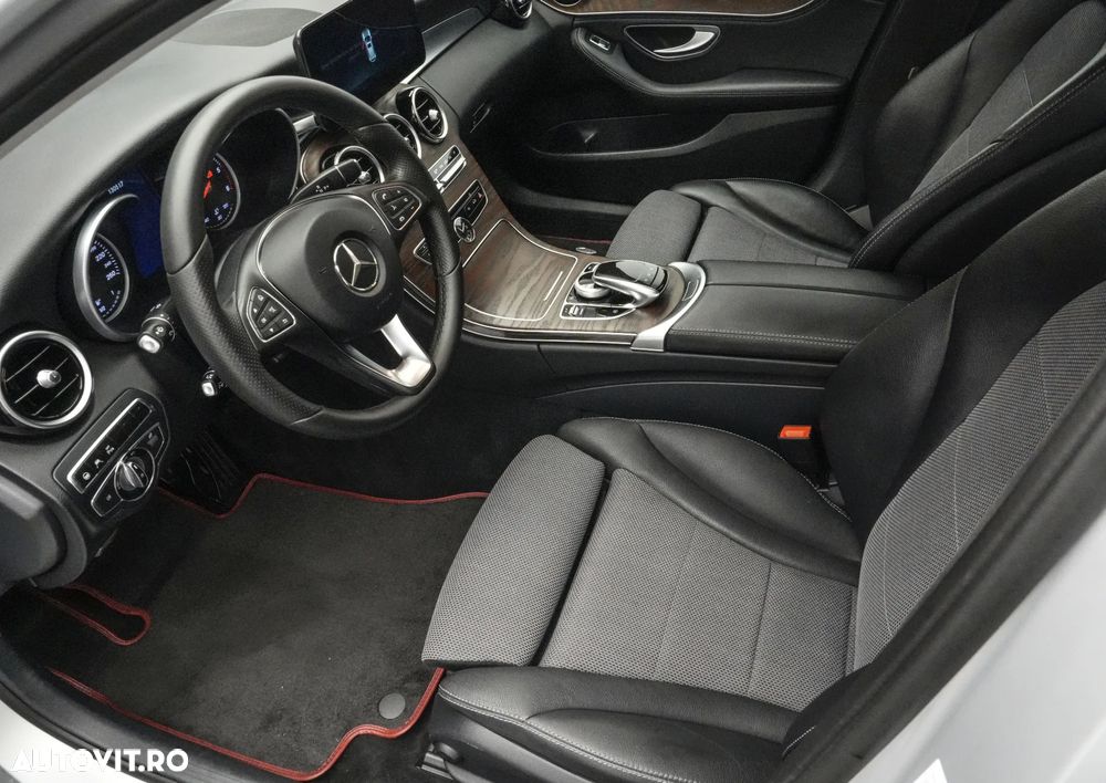 Mercedes-Benz C 220 d 4MATIC Aut. - 12