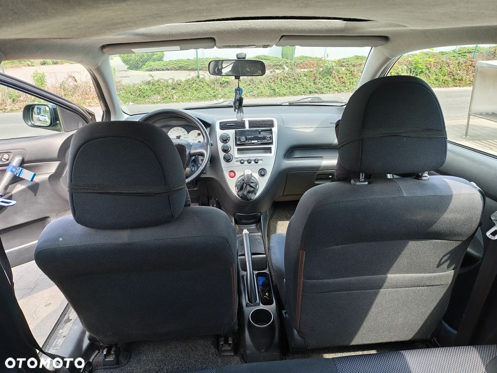 Honda Civic 1.6i ES - 13