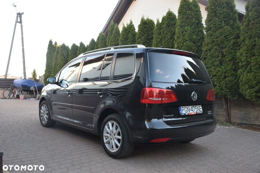 Volkswagen Touran 2.0 TDI DPF BlueMotion Technology DSG Cup - 6