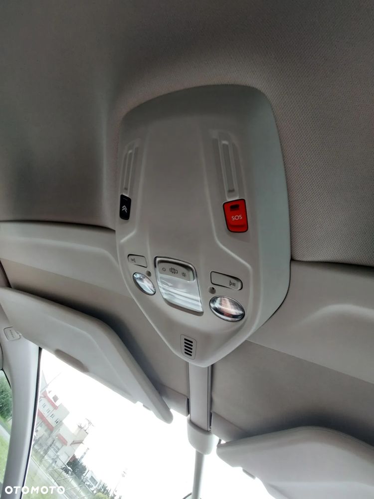 Citroën C4 Picasso 1.2 PureTech Feel S&S - 21