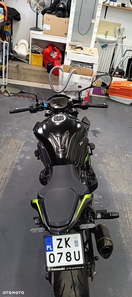 Kawasaki Z 900 - 12