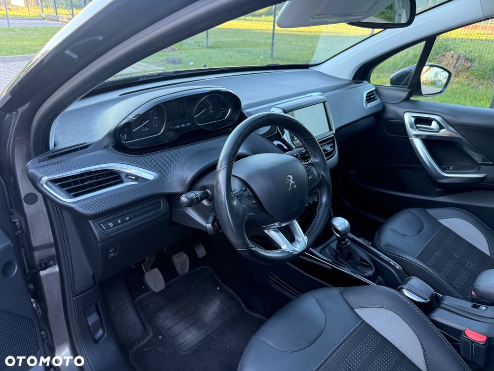 Peugeot 2008 PureTech 130 Stop&Start Allure - 13