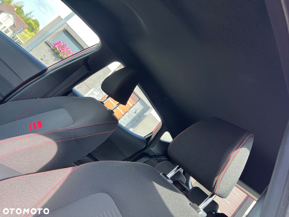 Ford Fiesta 1.0 EcoBoost mHEV ST-Line - 22
