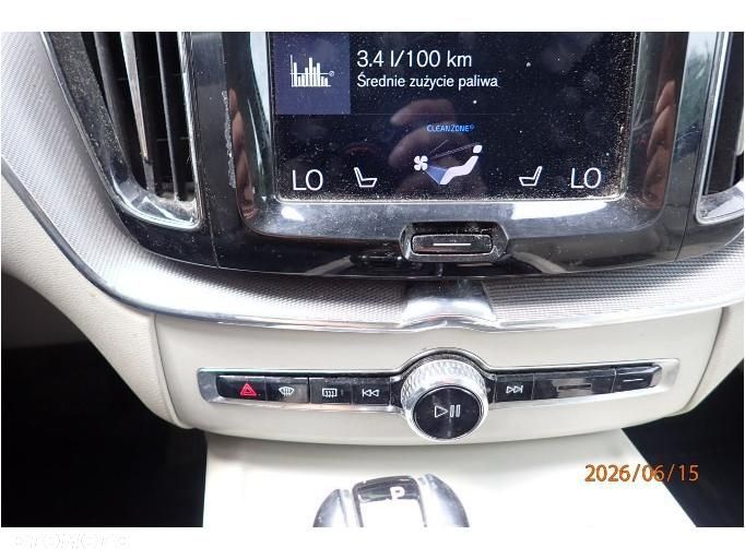 Volvo XC 60 D4 AWD Inscription - 18