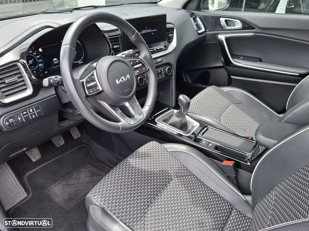 Kia Ceed SW 1.0 T-GDI Drive - 10