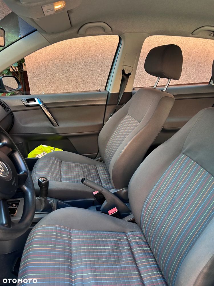 Volkswagen Polo - 17