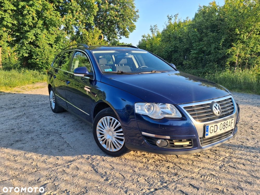 Volkswagen Passat - 2