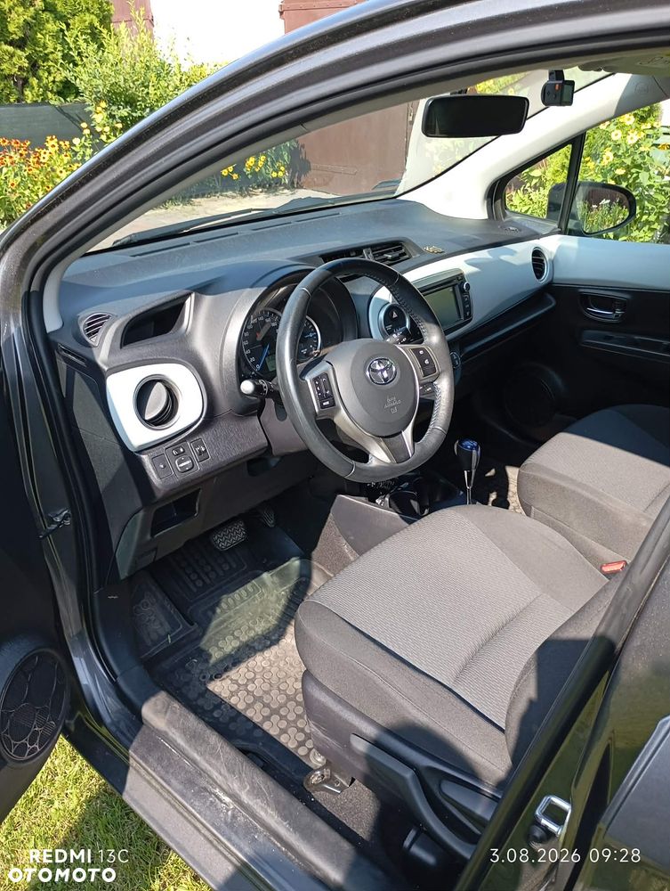 Toyota Yaris 1.5 VVT-i Comfort - 6