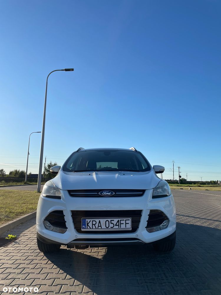 Ford Kuga 1.6 EcoBoost 2x4 Titanium - 1