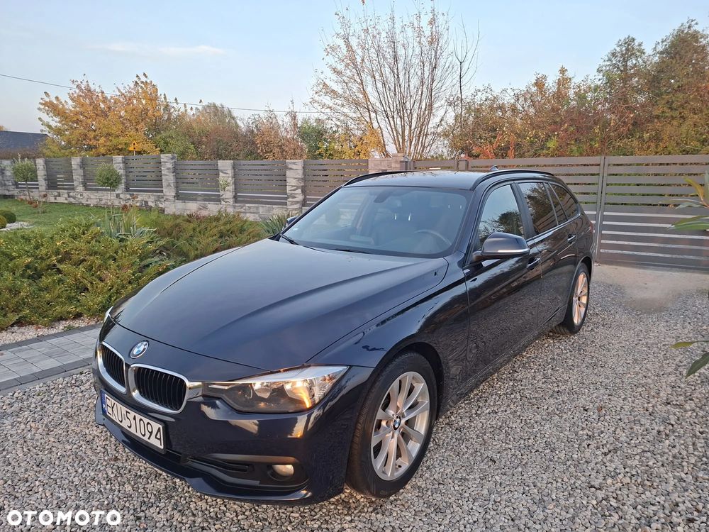 BMW Seria 3 318d Luxury Line - 19