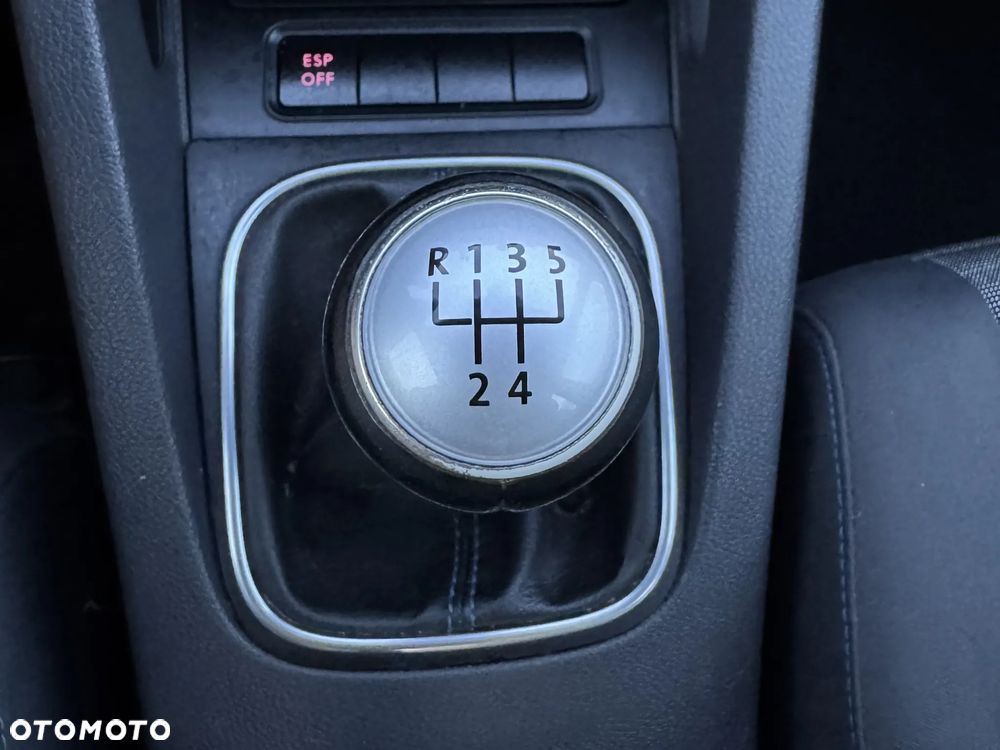 Volkswagen Golf - 21