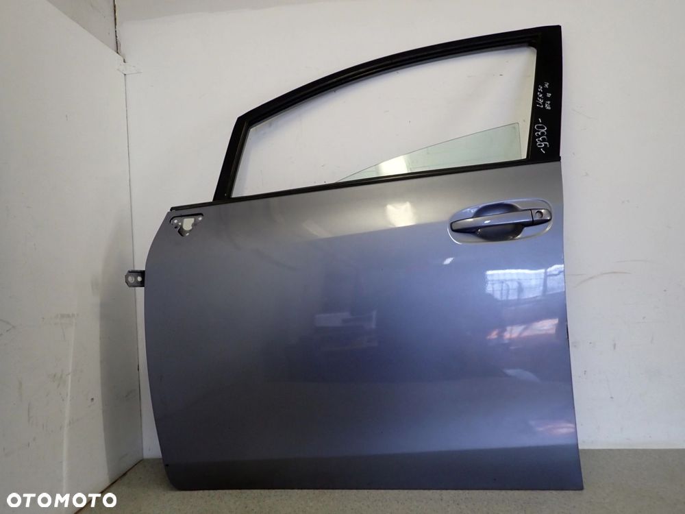 TOYOTA VERSO 09-13 DRZWI PRZEDNIE LEWE 8T4 - 2