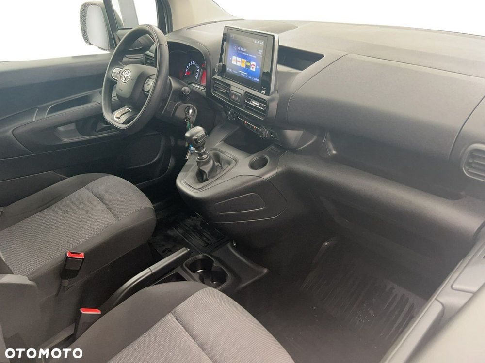 Toyota Proace City - 14