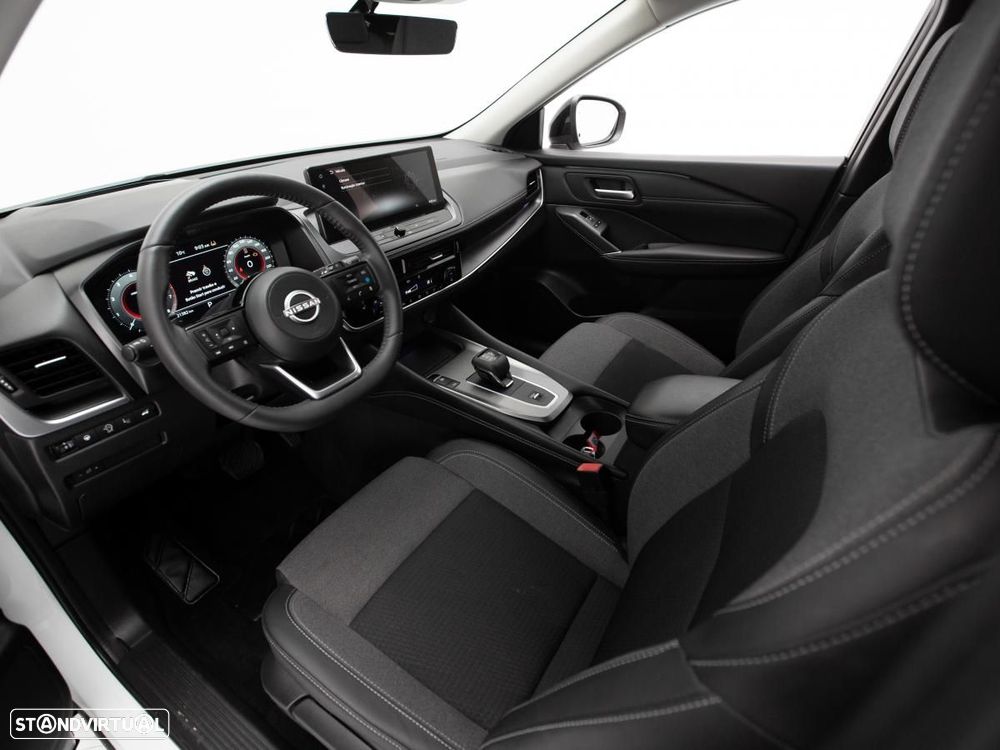 Nissan Qashqai 1.3 DIG-T N-Connecta Xtronic - 8