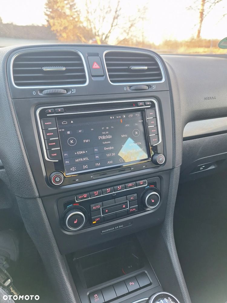 Volkswagen Golf 1.4 TSI BMT Highline - 22